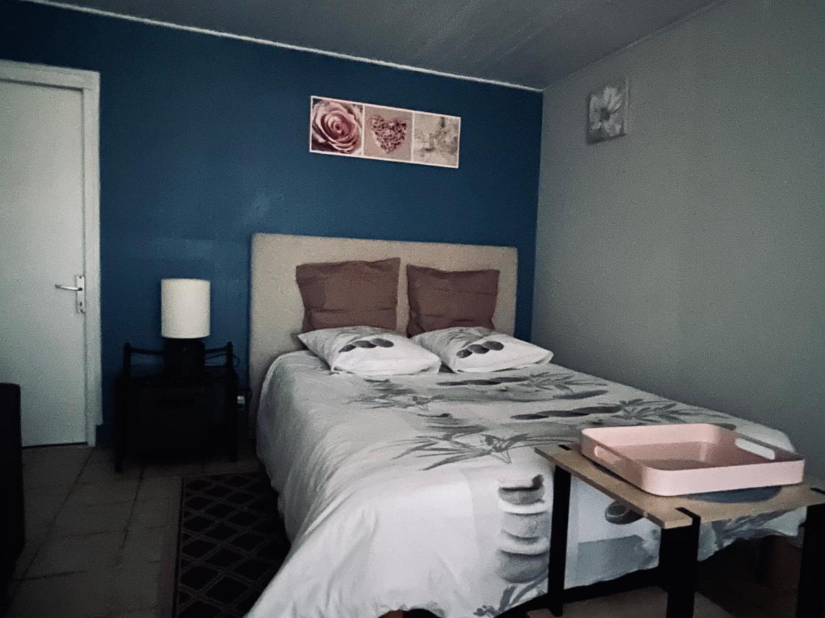 La Ligonne Bed and Breakfast Marillac Exteriör bild